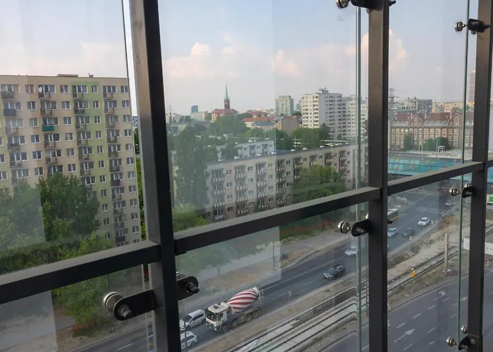 Warszawski Hongkong, Kultowe Miejsce