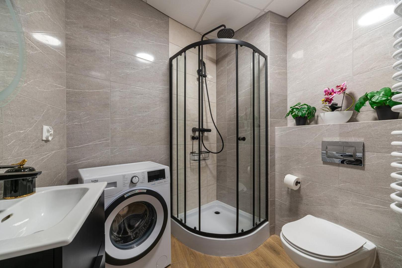 Warszawski Hongkong, Kultowe Miejsce Apartment Warsaw