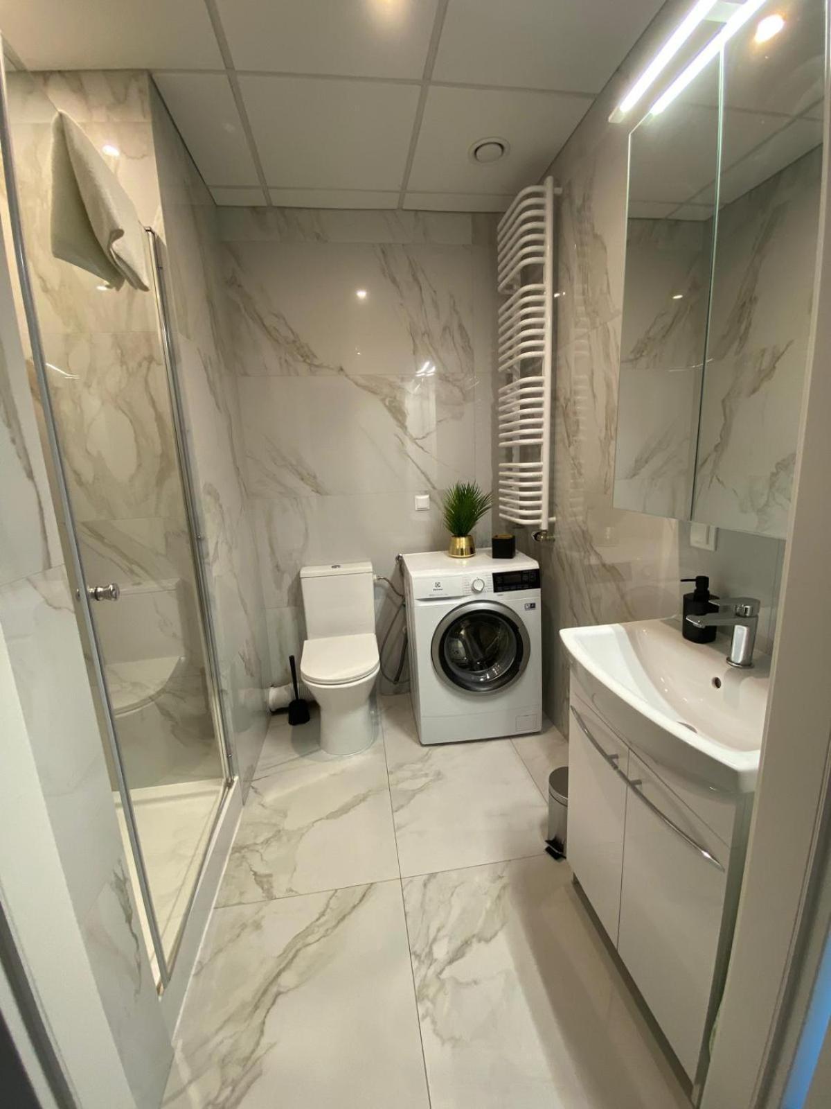 Warszawski Hongkong, Kultowe Miejsce Apartment Warsaw